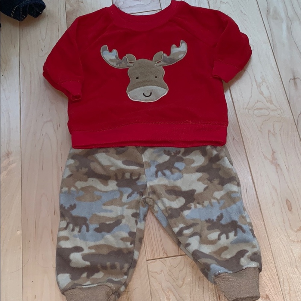Super cute baby outfit! 🦌